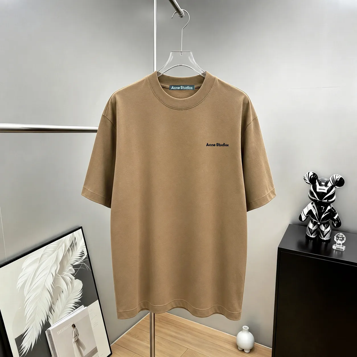 Acne*Studios*2026Ss exclusive couple Hot Sale g high-count T-shirt "different currency fabric" short-sleeved tee negative ion upper body is very comfortable, Same Style half-sleeve for men and women, dropped shoulders and loose fit Color: Black White Coffee Brown Size: S (90-130 pounds) M (125-150 pounds) L (135-165 pounds) XL (160-190 pounds) XXL (185 pounds)